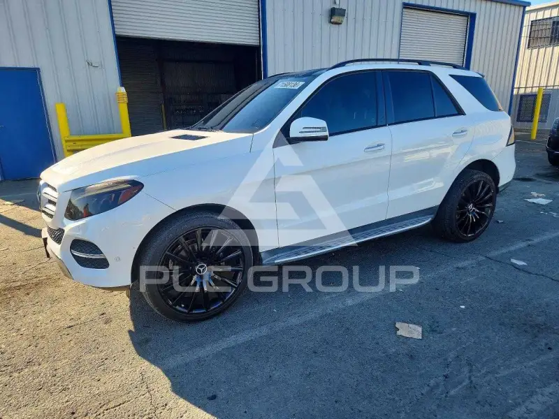 2016 Mercedes Benz GLE-Class photo