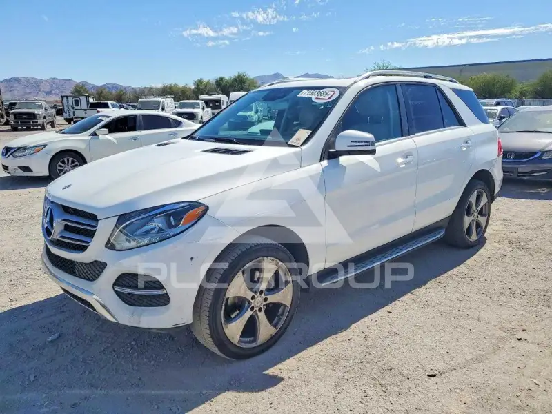 2016 Mercedes Benz GLE-Class фото
