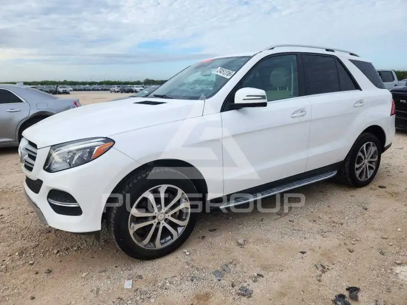 2016 Mercedes Benz GLE-Class photo
