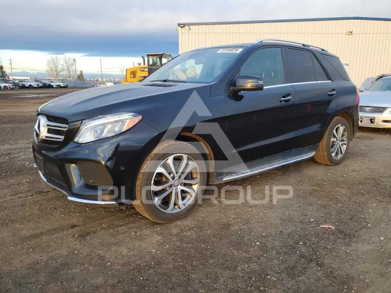 2016 Mercedes Benz GLE-Class фото