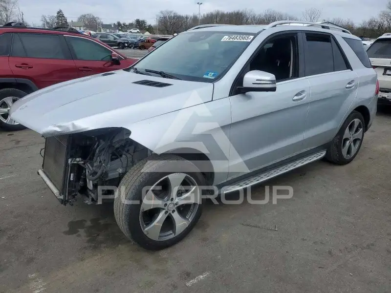 2016 Mercedes Benz GLE-Class фото