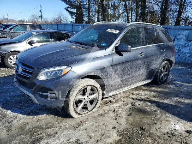 2016 Mercedes Benz GLE-Class фото