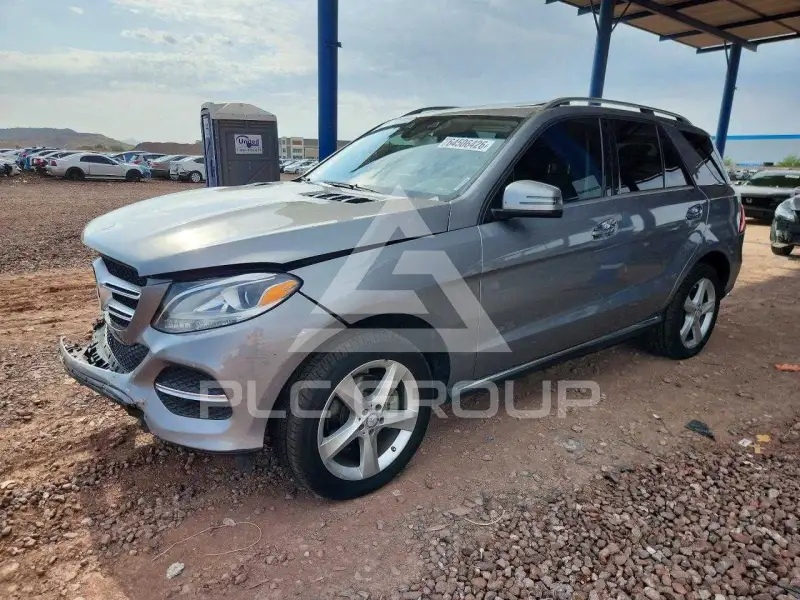 2016 Mercedes Benz GLE-Class фото