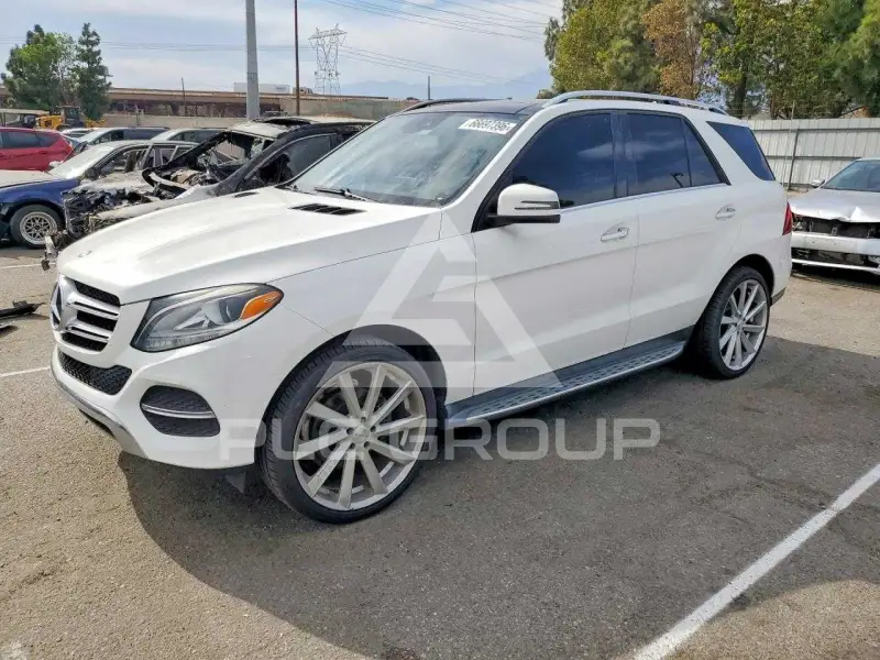 2016 Mercedes Benz GLE-Class photo