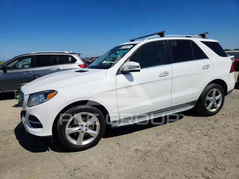 2016 Mercedes Benz GLE-Class фото