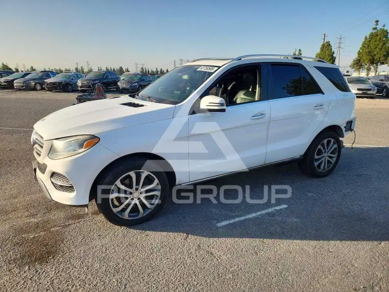 2016 Mercedes Benz GLE-Class photo