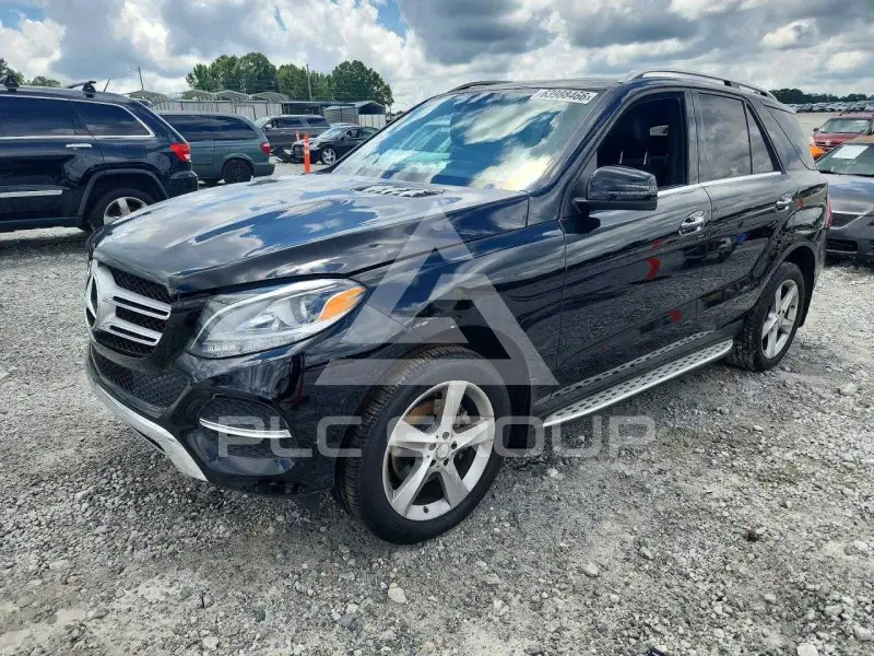 2016 Mercedes Benz GLE-Class photo