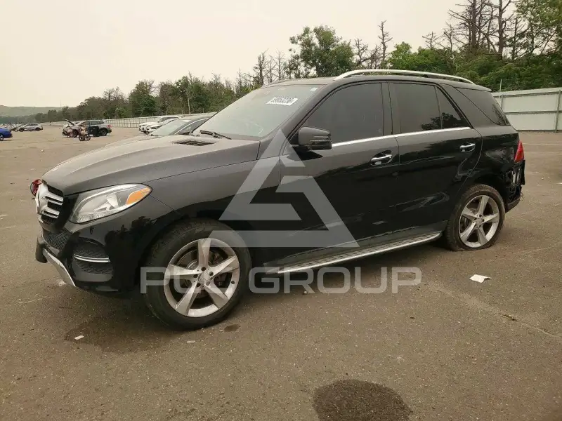 2016 Mercedes Benz GLE-Class фото