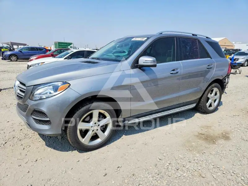 2016 Mercedes Benz GLE-Class фото