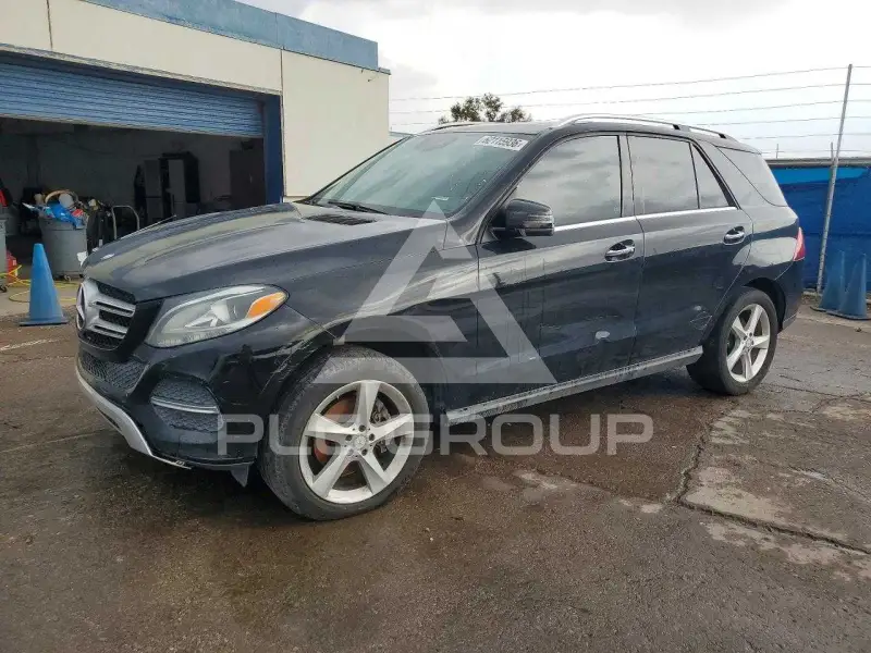2016 Mercedes Benz GLE-Class photo