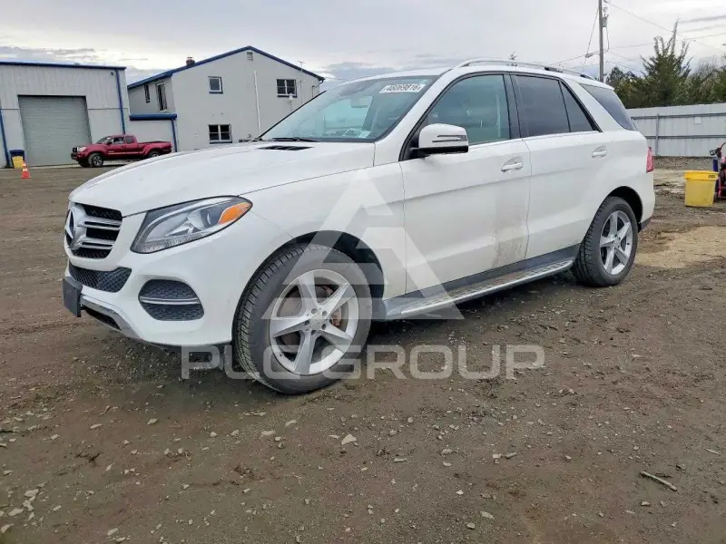 2016 Mercedes Benz GLE-Class фото