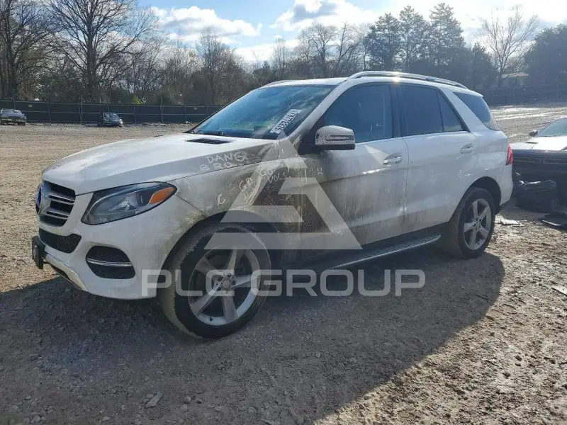 2016 Mercedes Benz GLE-Class фото
