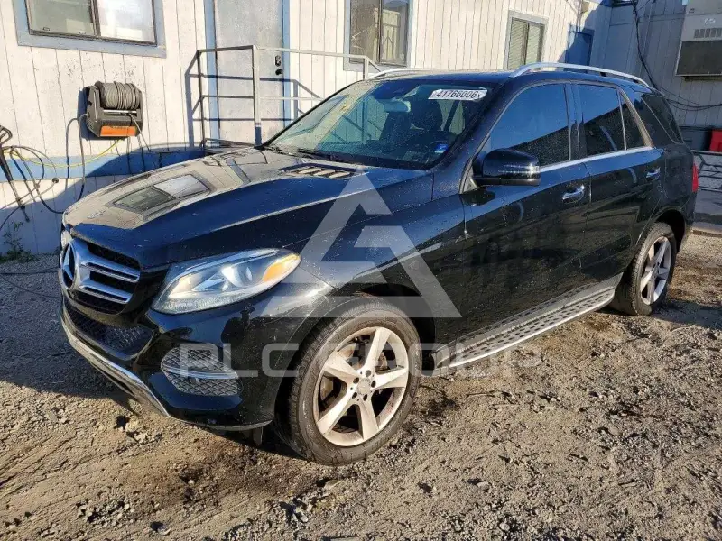 2016 Mercedes Benz GLE-Class фото
