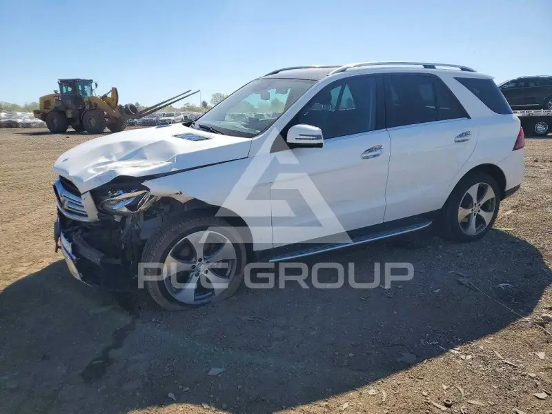 2016 Mercedes Benz GLE-Class фото
