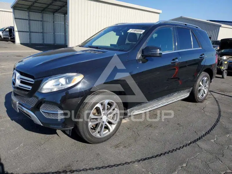 2016 Mercedes Benz GLE-Class фото