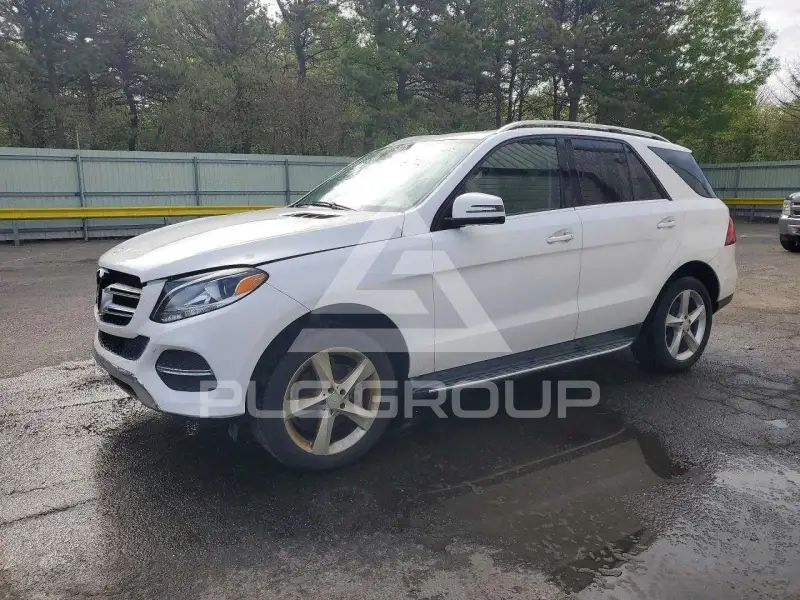 2016 Mercedes Benz GLE-Class фото