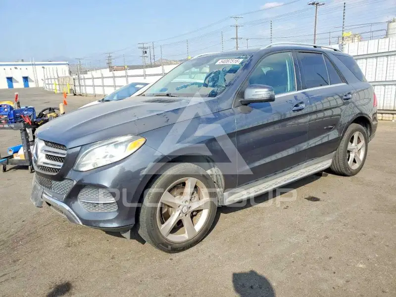 2016 Mercedes Benz GLE-Class фото