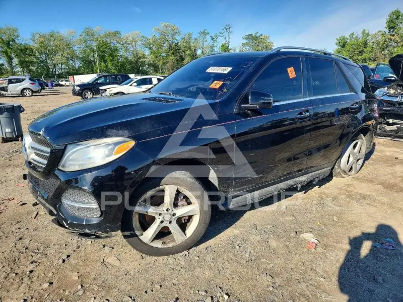 2016 Mercedes Benz GLE-Class фото