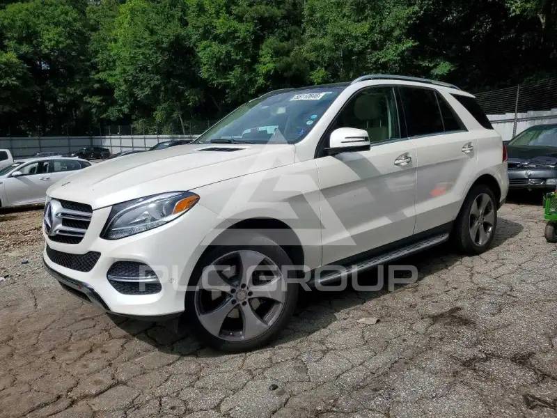 2016 Mercedes Benz GLE-Class фото