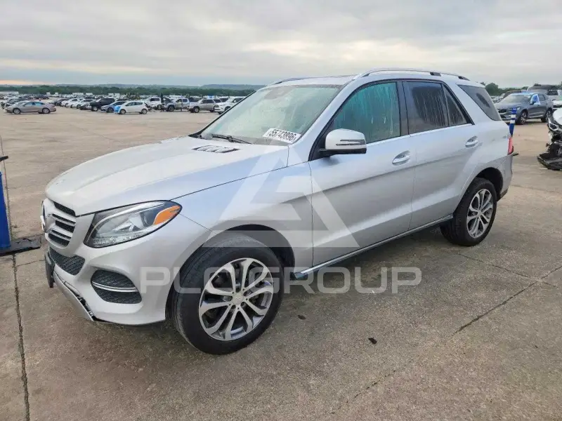 2016 Mercedes Benz GLE-Class photo