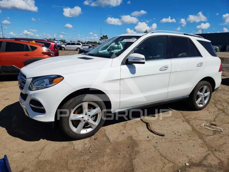 2016 Mercedes Benz GLE-Class photo