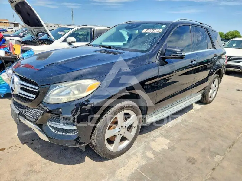 2016 Mercedes Benz GLE-Class фото