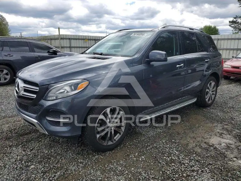 2016 Mercedes Benz GLE-Class фото
