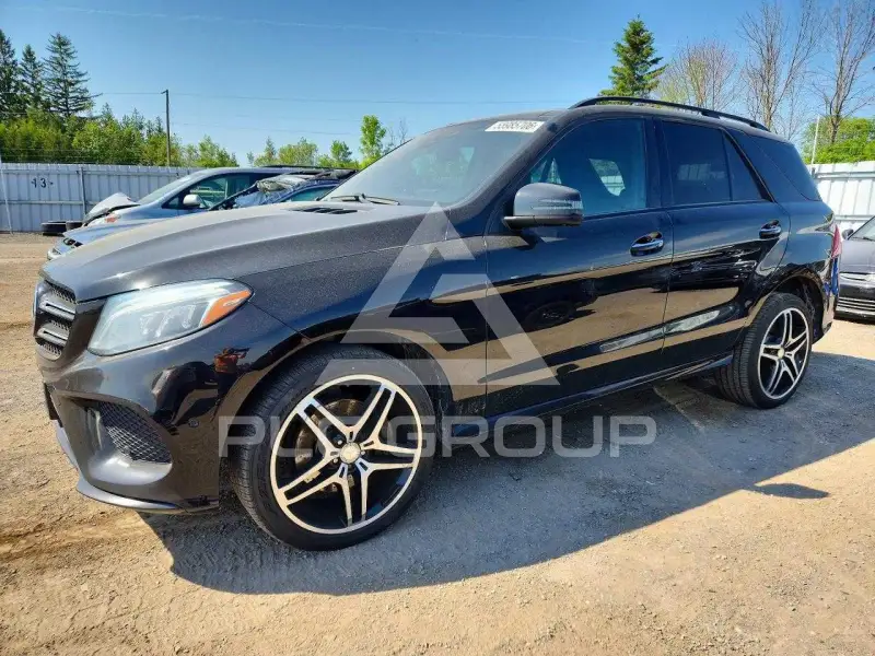 2016 Mercedes Benz GLE-Class фото