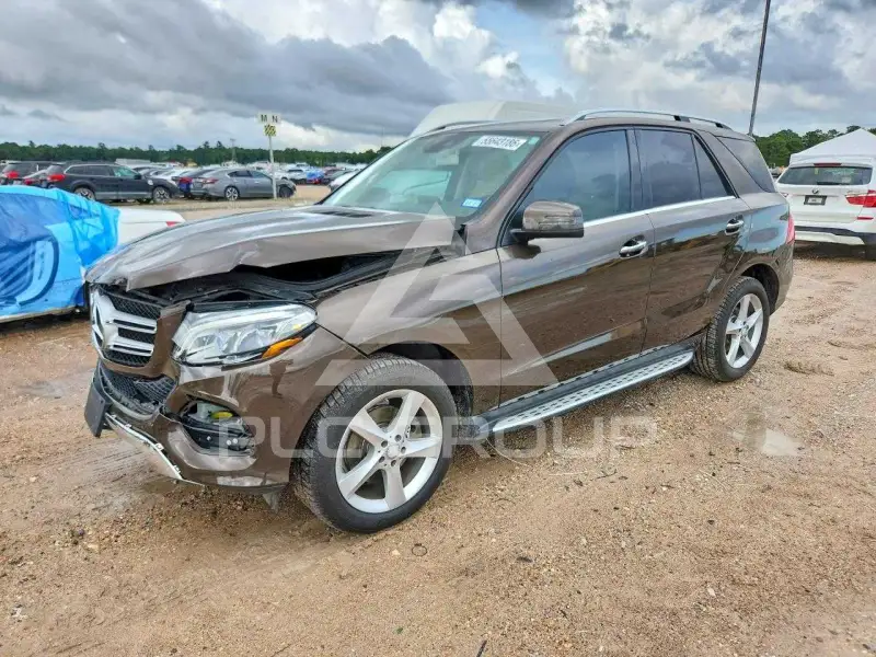 2016 Mercedes Benz GLE-Class фото
