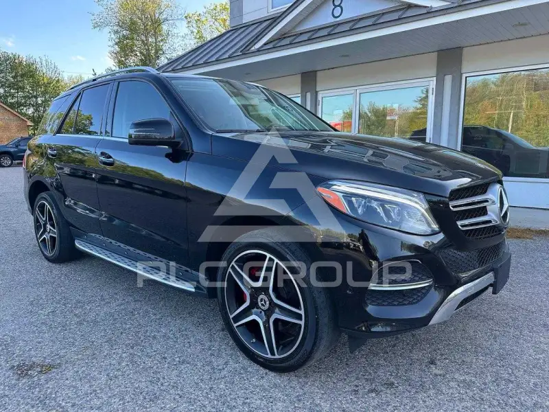 2016 Mercedes Benz GLE-Class фото