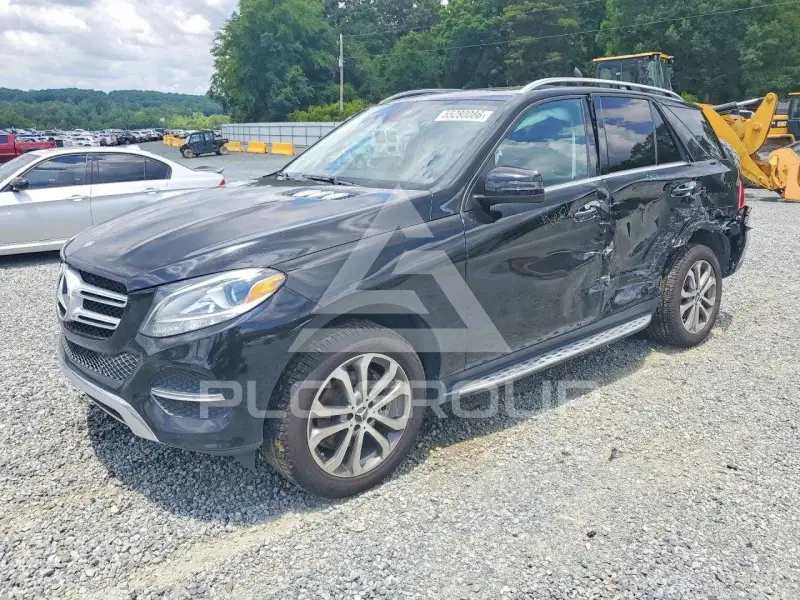 2016 Mercedes Benz GLE-Class photo