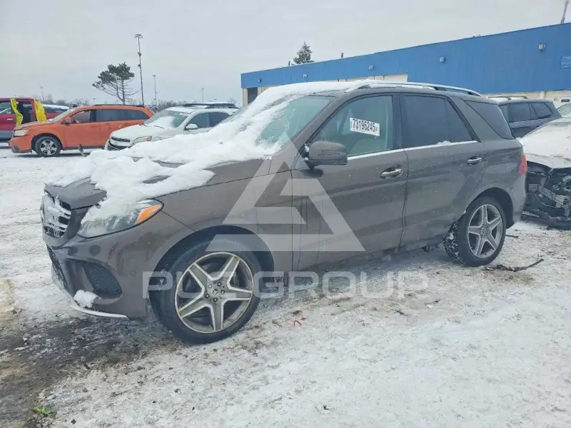 2016 Mercedes Benz GLE-Class фото