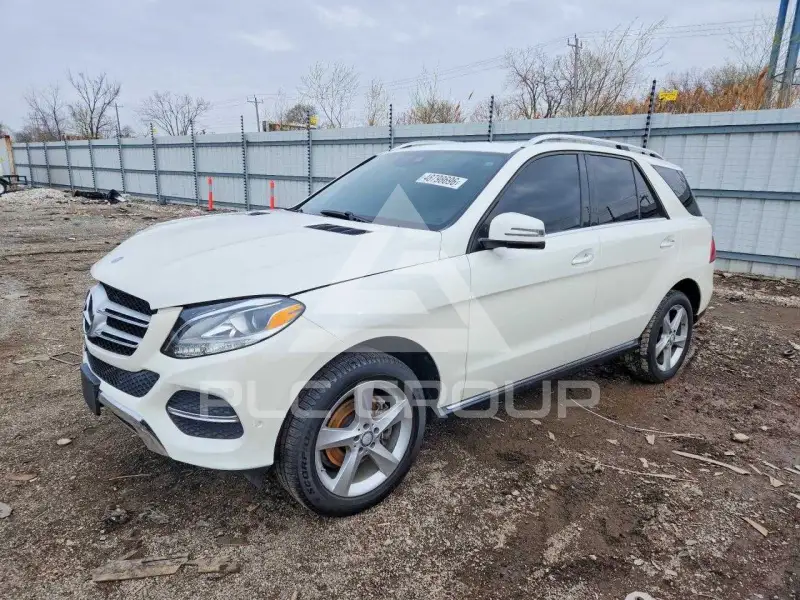 2016 Mercedes Benz GLE-Class фото