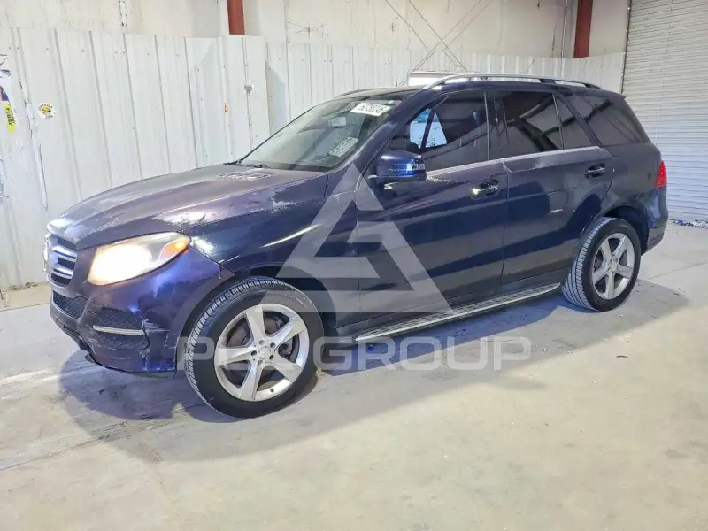 2016 Mercedes Benz GLE-Class фото