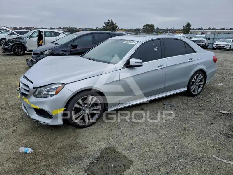 2016 Mercedes Benz E-Class фото