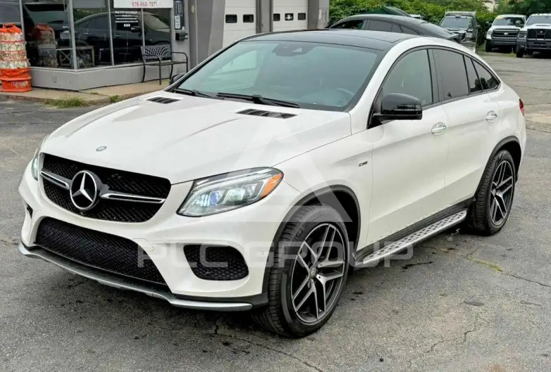 2016 Mercedes Benz GLE-Class фото