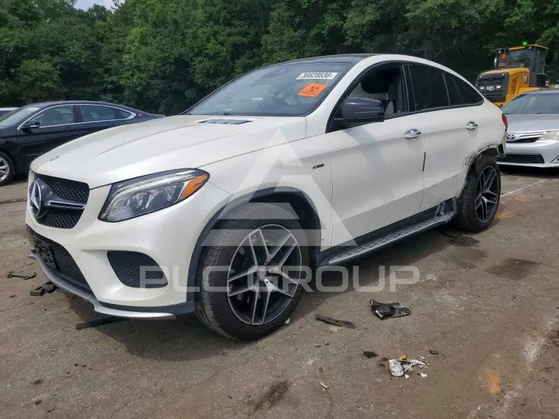 2016 Mercedes Benz GLE-Class фото
