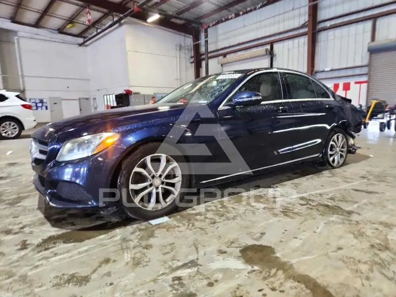 2016 Mercedes Benz C-Class фото