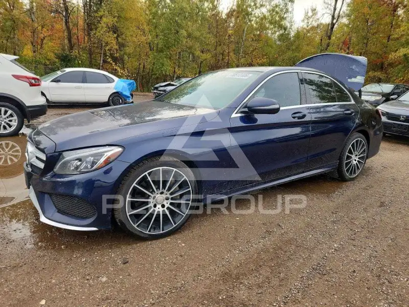 2016 Mercedes Benz C-Class photo