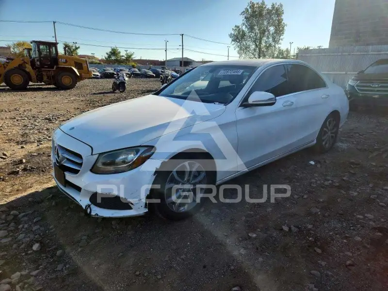 2016 Mercedes Benz C-Class фото