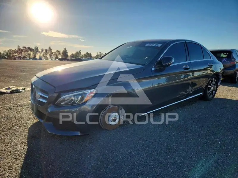 2016 Mercedes Benz C-Class фото