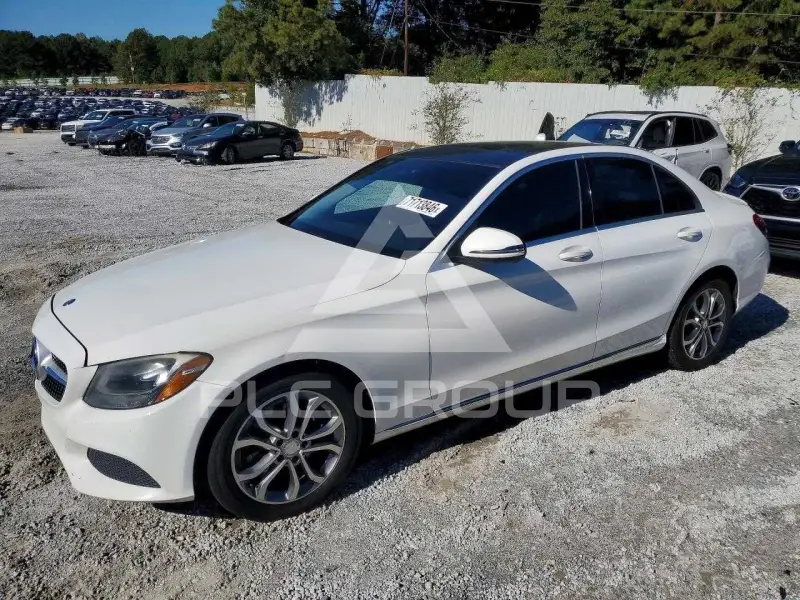 2016 Mercedes Benz C-Class фото