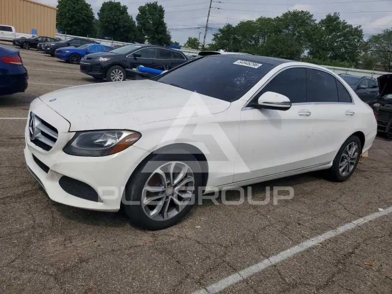 2016 Mercedes Benz C-Class фото