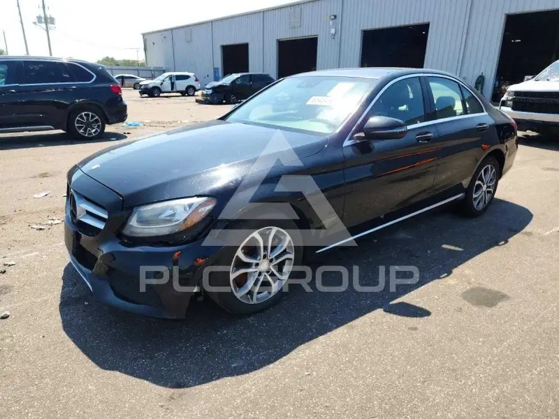 2016 Mercedes Benz C-Class фото