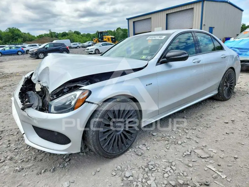 2016 Mercedes Benz C-Class фото