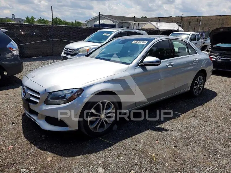 2016 Mercedes Benz C-Class фото