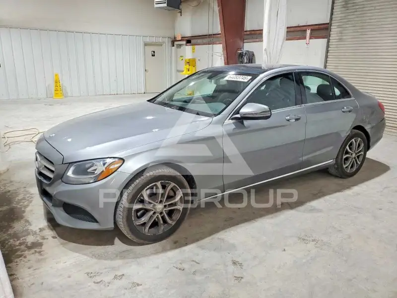 2016 Mercedes Benz C-Class фото