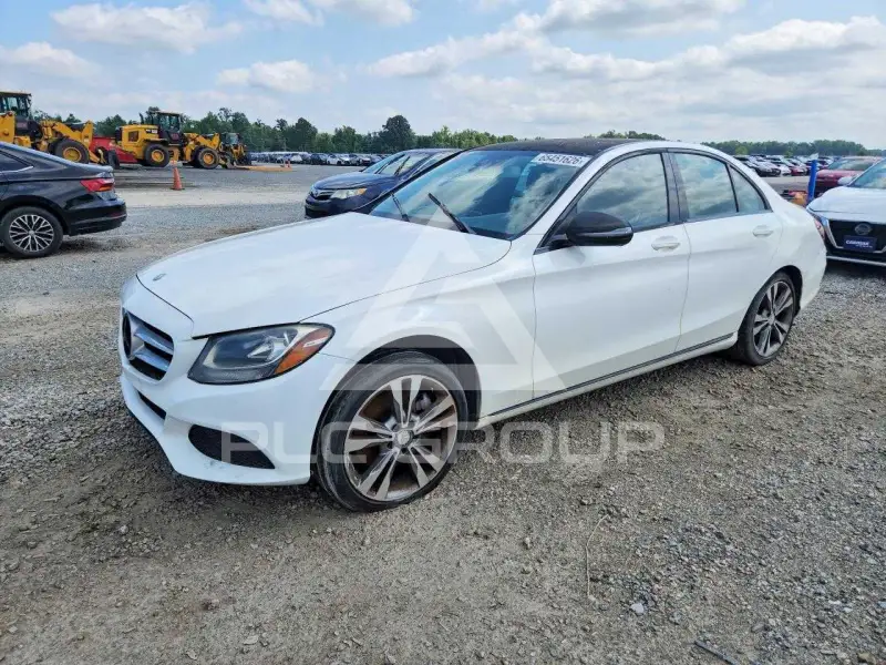 2016 Mercedes Benz C-Class фото