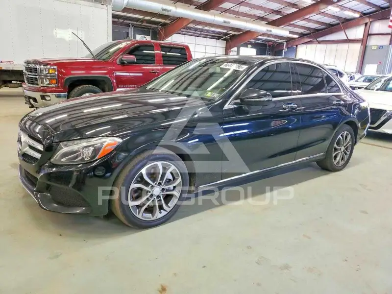 2016 Mercedes Benz C-Class фото