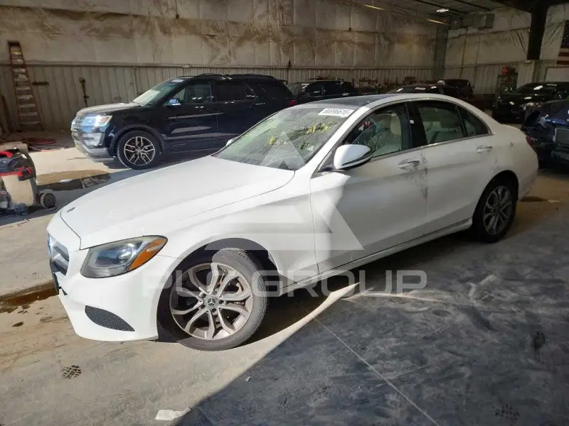 2016 Mercedes Benz C-Class фото